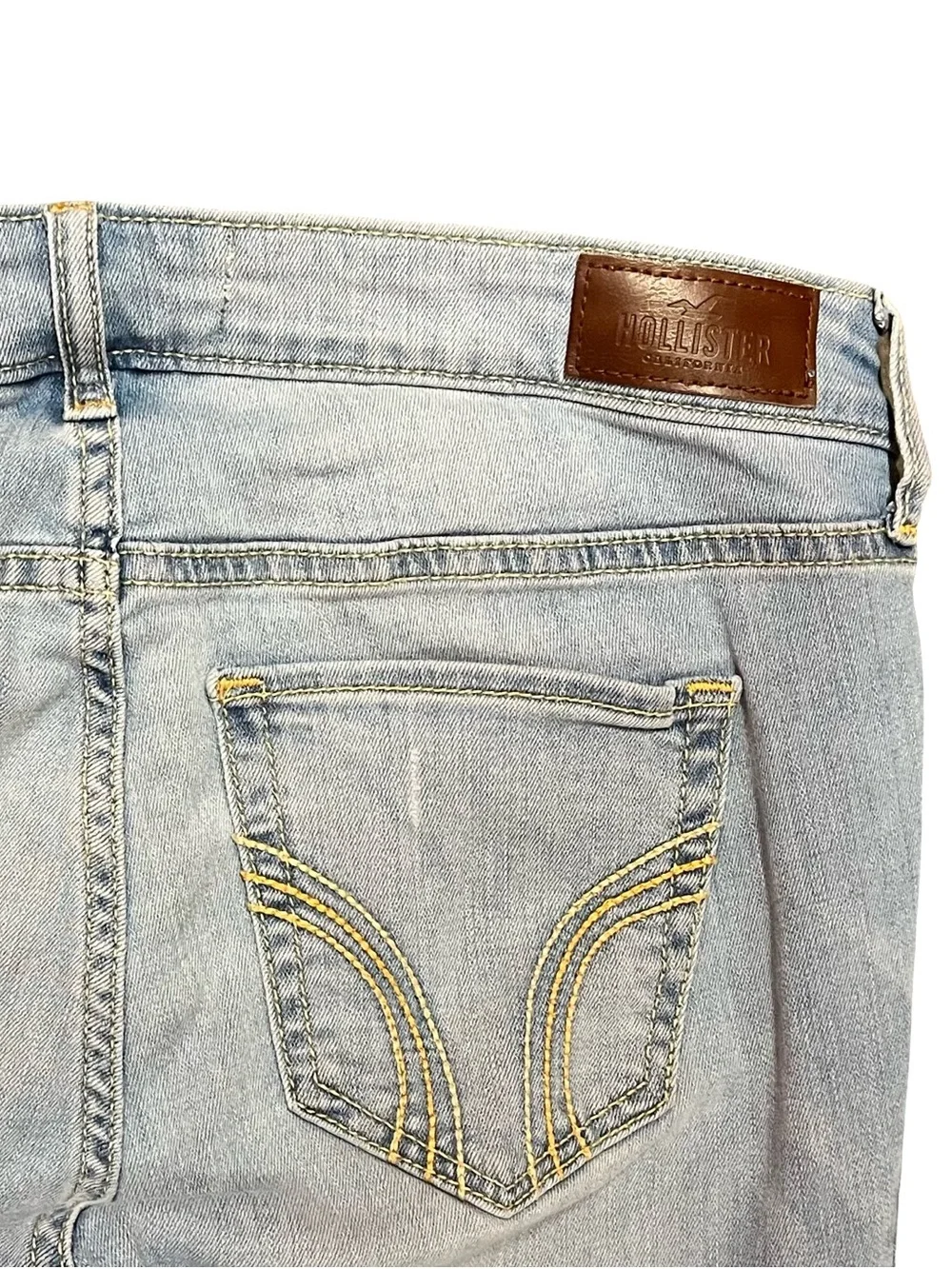 Hollister Women's Low Rise Super Skinny Jeans Light Wash Distressed Size W26 L32